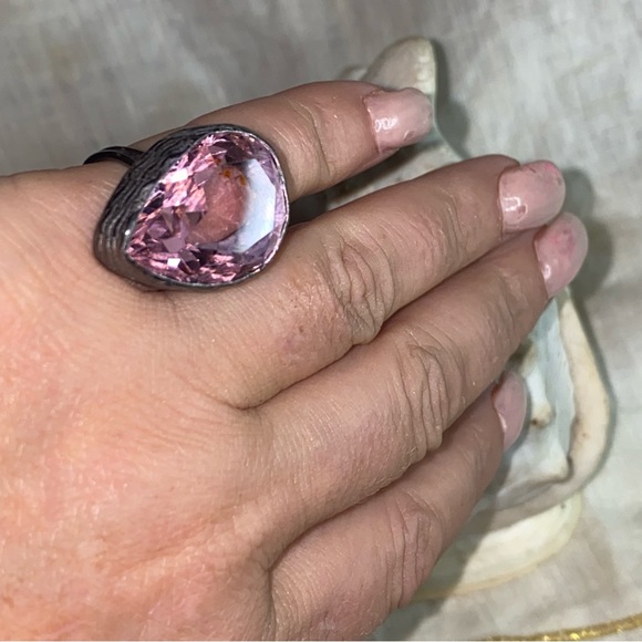 Gorgeous Pink Kunzite Handcrafted 925 Sterling Silver teardrop facet cut Ring - Picture 3 of 11